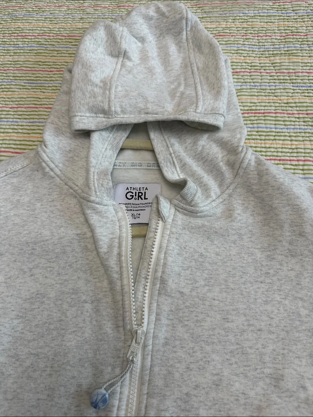 lululemon athletica Girls' Light Gray Hooded Zip Sweatshirt and Joggers Set